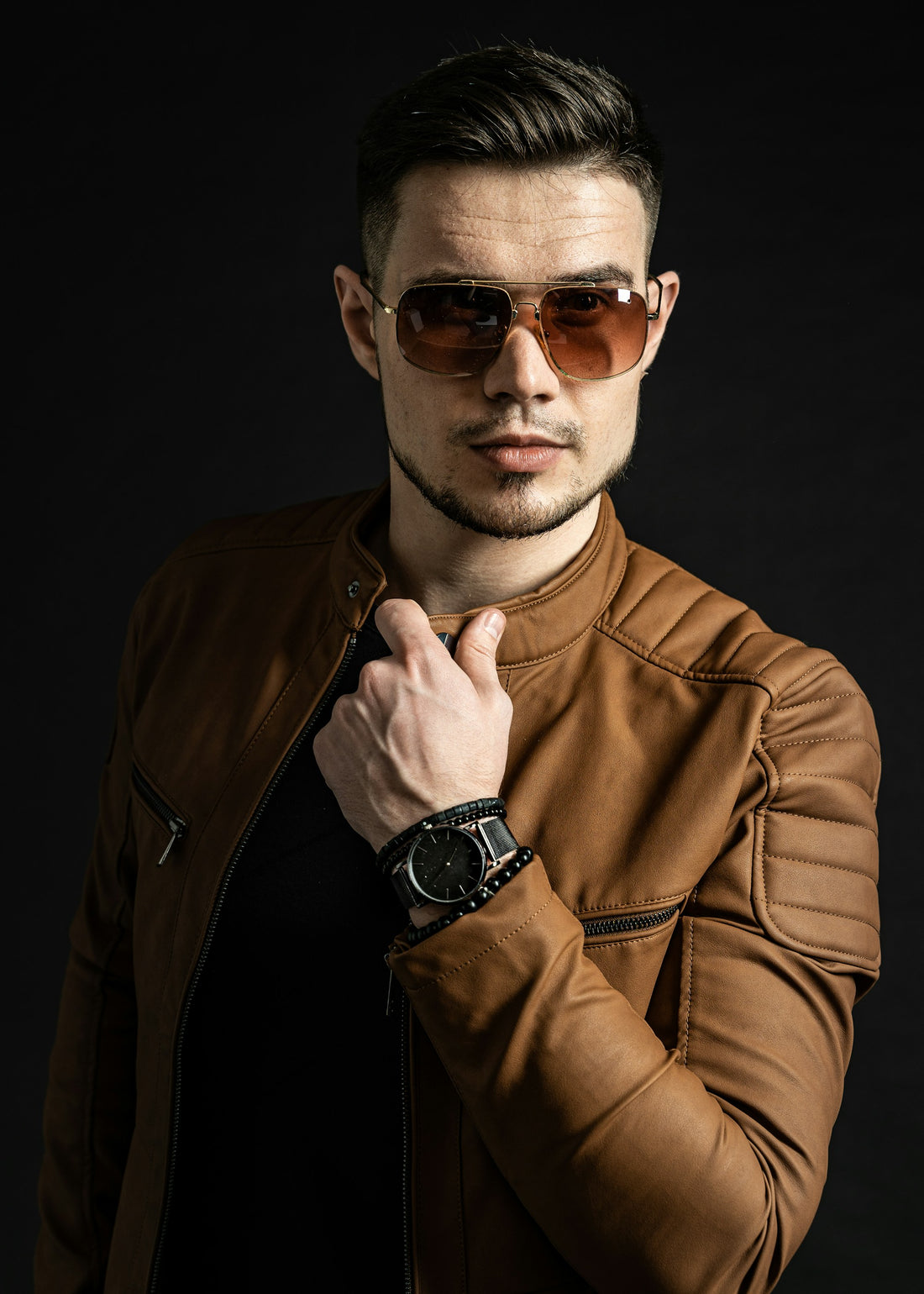 Hombre cuero marrón gafas negras retro — SVMSARA gafas retro hombre